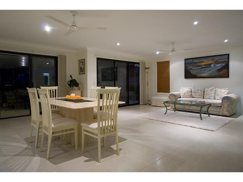 67 Pebble Beach Drive, Runaway Bay QLD 4216