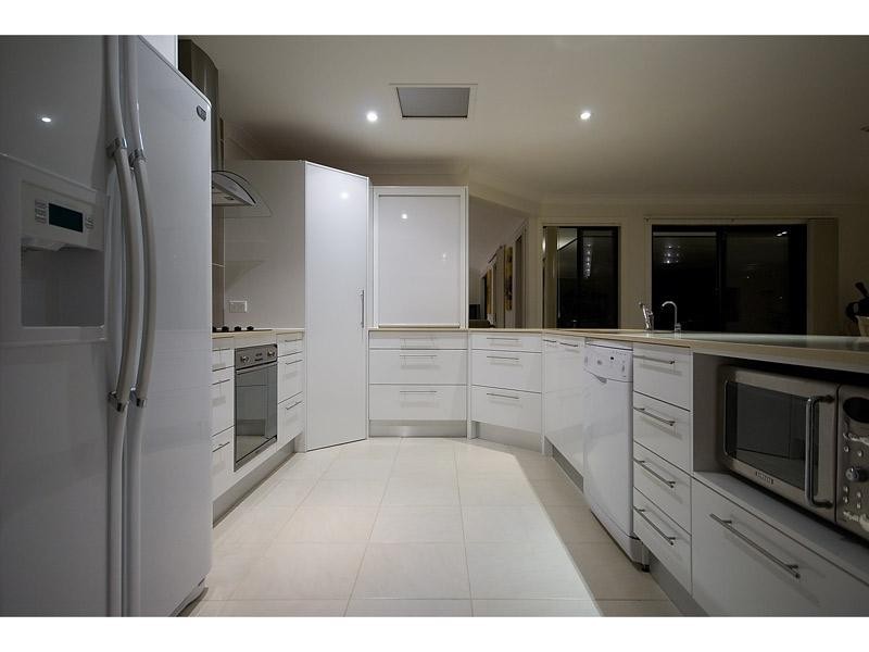 67 Pebble Beach Drive, Runaway Bay QLD 4216