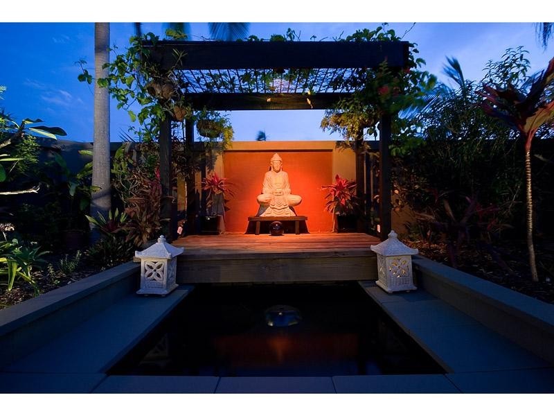 67 Pebble Beach Drive, Runaway Bay QLD 4216