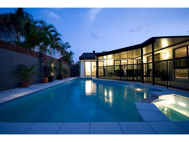 67 Pebble Beach Drive, Runaway Bay QLD 4216