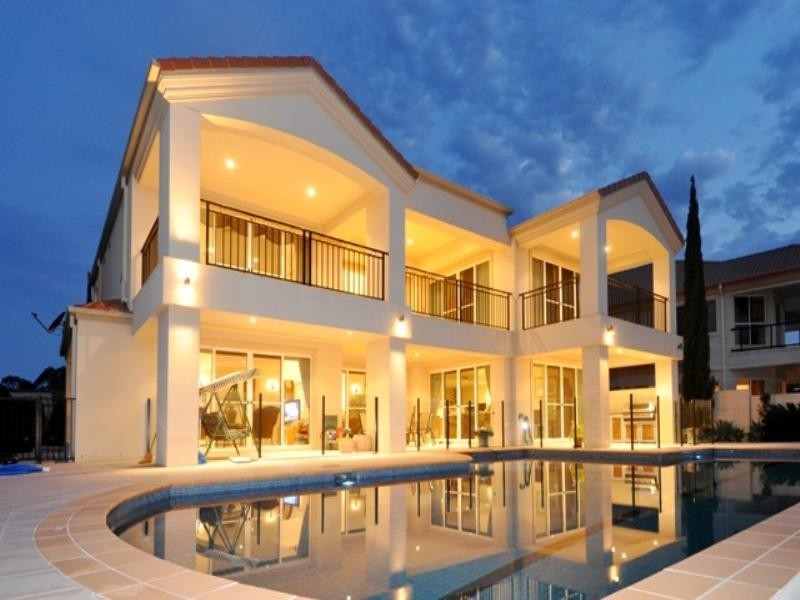 3125 Riverleigh Drive, Hope Island QLD 4212
