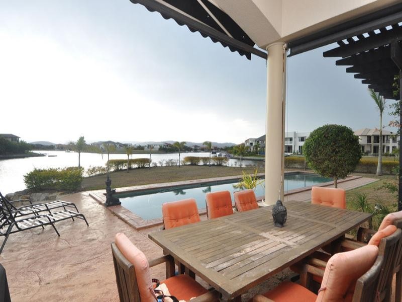 32 Prosperity Drive, Helensvale QLD 4212