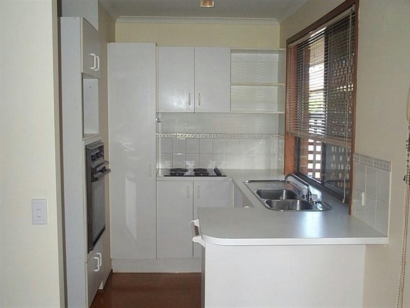 2/85 Kangaroo Avenue, Coombabah QLD 4216