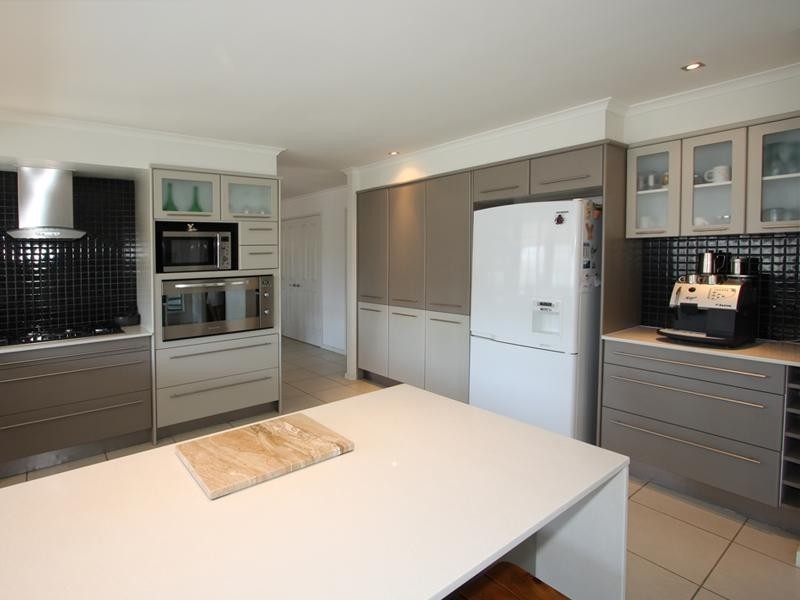 23 Mungala Street, Hope Island QLD 4212