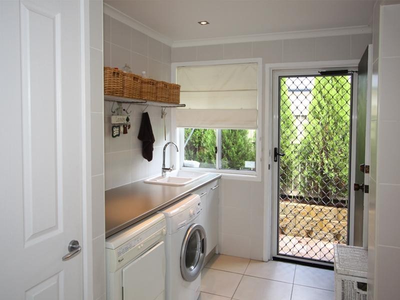 23 Mungala Street, Hope Island QLD 4212