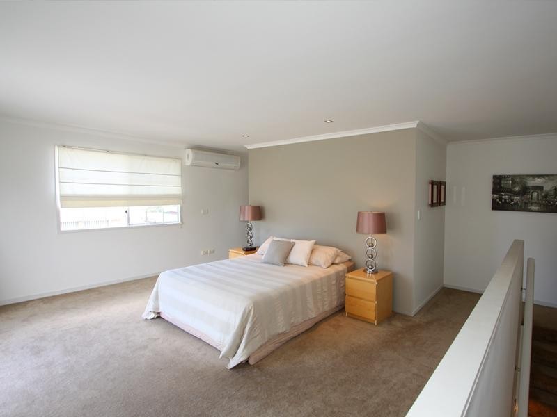 23 Mungala Street, Hope Island QLD 4212