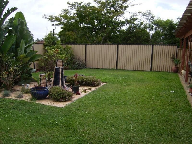 73 Parkes Drive, Helensvale QLD 4212