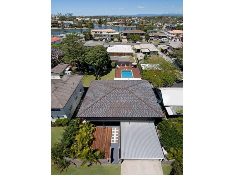 6 Clam Street, Runaway Bay QLD 4216