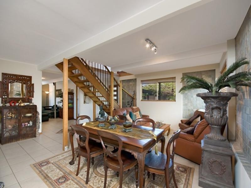 6 Clam Street, Runaway Bay QLD 4216