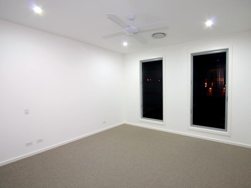 29 North Quay Drive, Biggera Waters QLD 4216