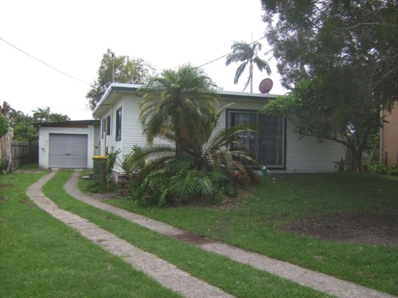 41 Clam Street, Runaway Bay QLD 4216