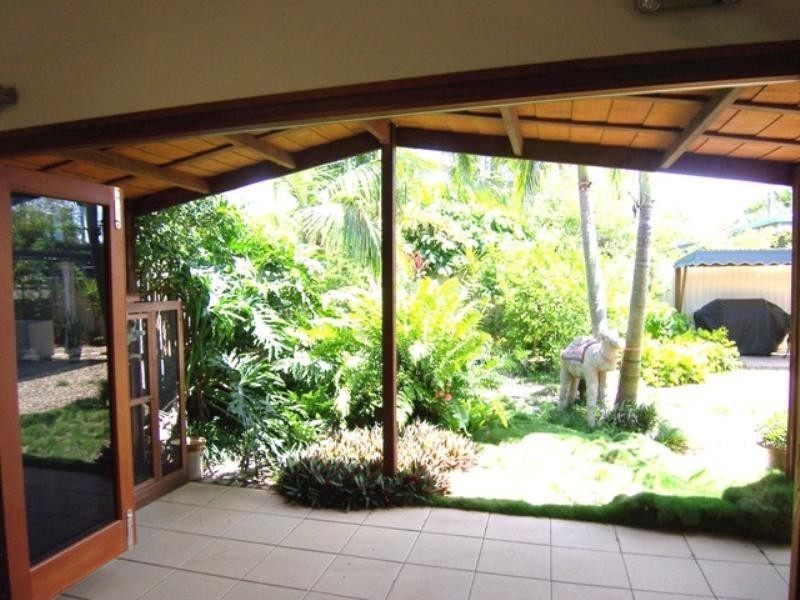 72 Bayview Street, Runaway Bay QLD 4216