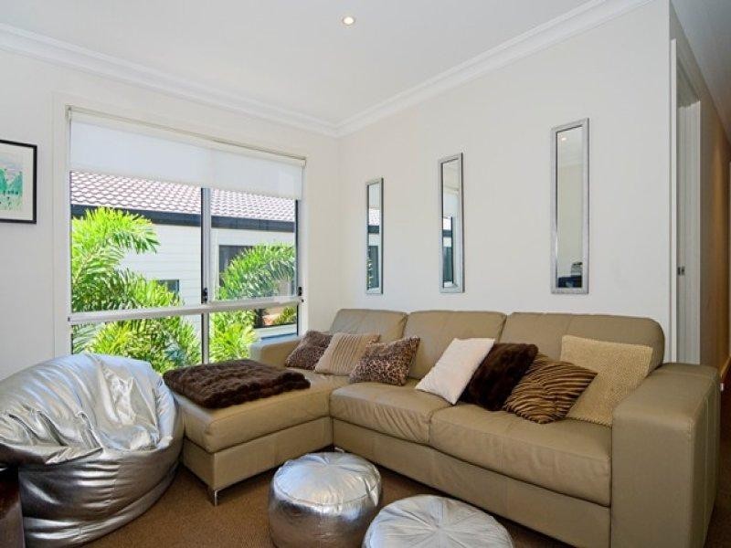 Paradise Point QLD 4216