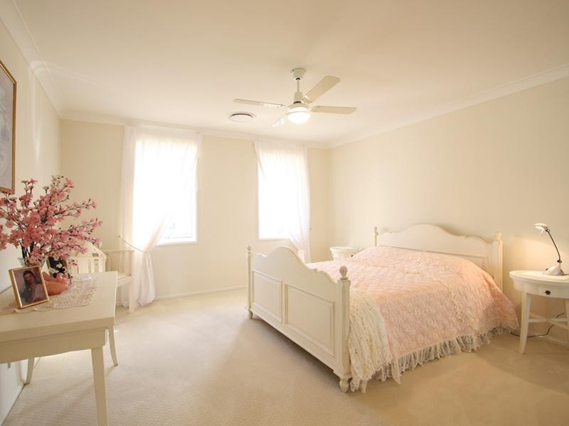 4 North Quay Drive, Biggera Waters QLD 4216