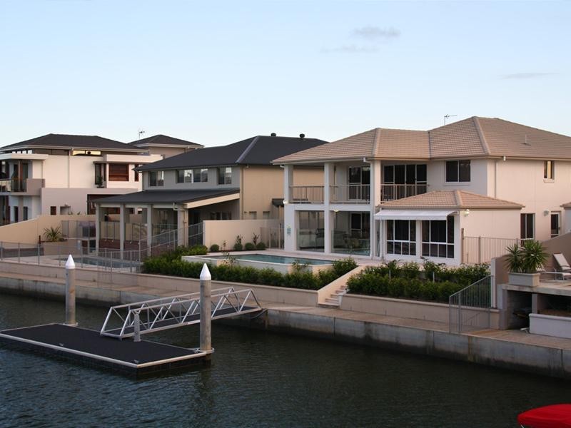 4 North Quay Drive, Biggera Waters QLD 4216