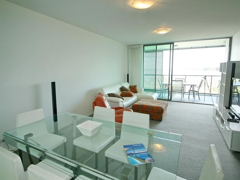 Paradise Point QLD 4216