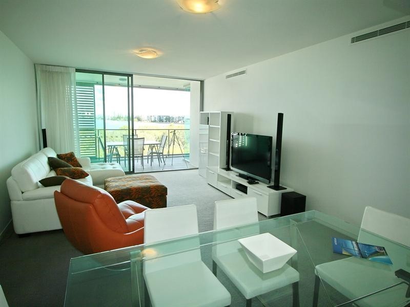 Paradise Point QLD 4216