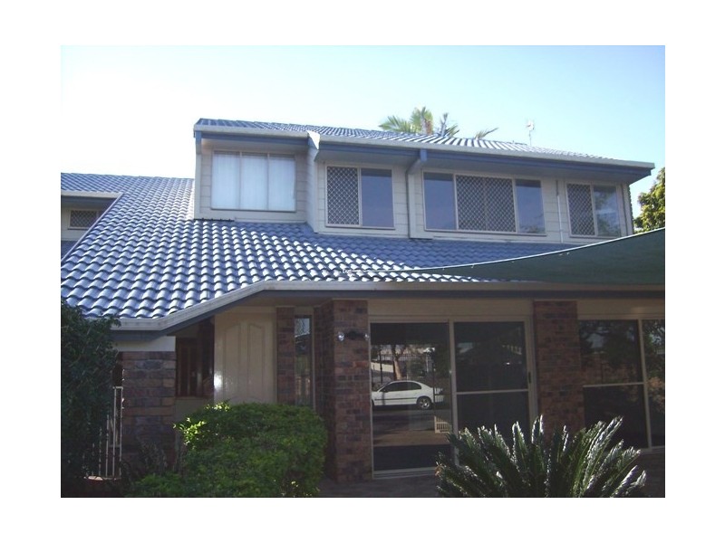 229 Morala Avenue, Runaway Bay QLD 4216