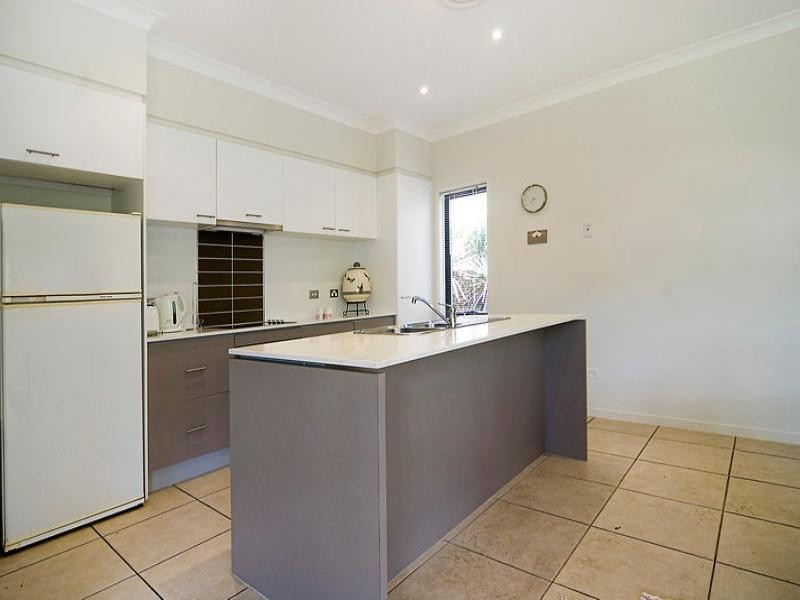 27 Costa Del Sol Avenue, Runaway Bay QLD 4216