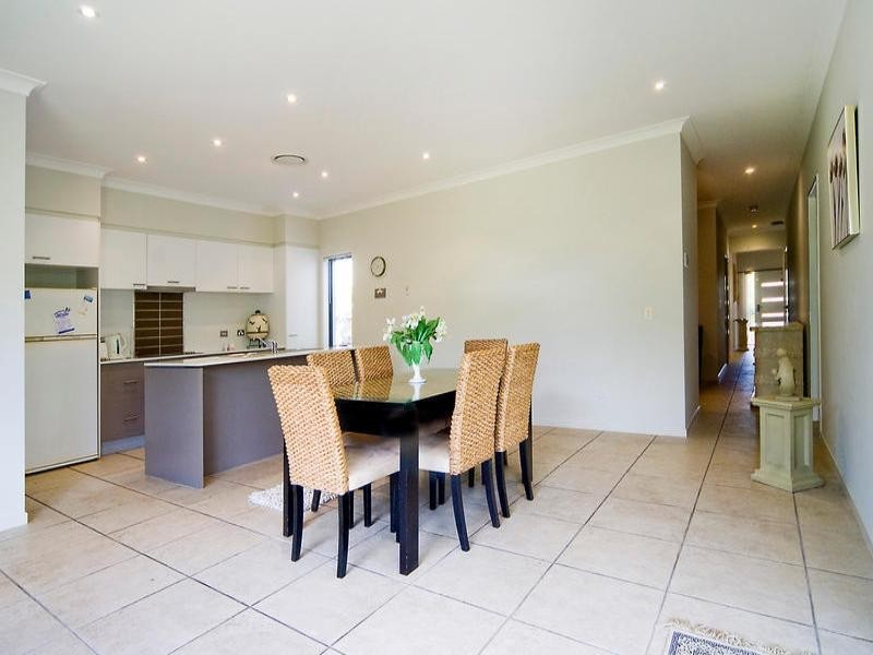 27 Costa Del Sol Avenue, Runaway Bay QLD 4216