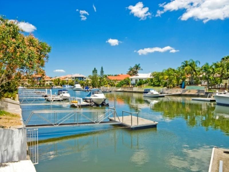 4 Grand Canal Way, Runaway Bay QLD 4216