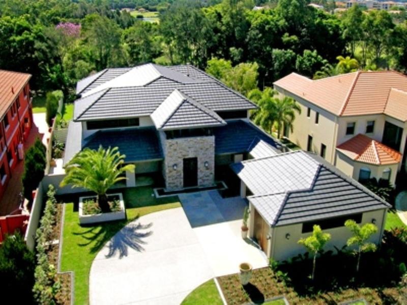 8216 Magnolia Drive West, Hope Island QLD 4212