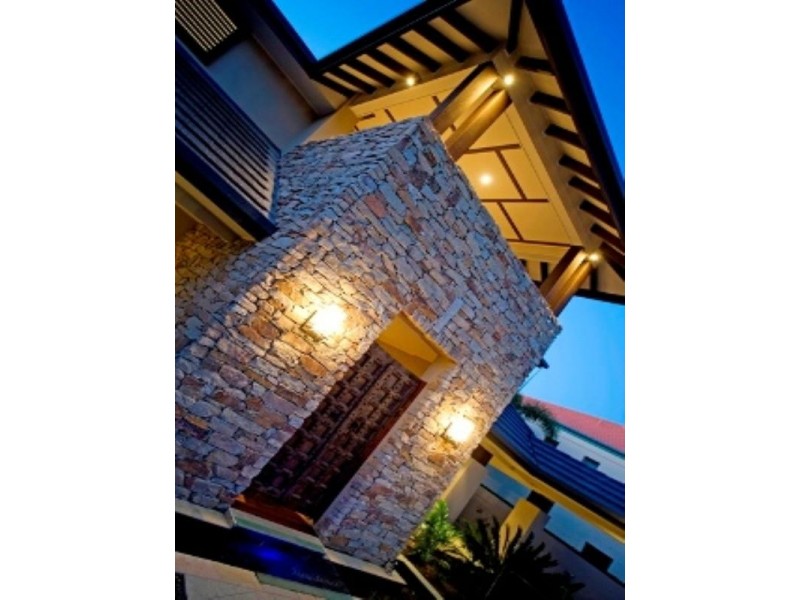 8216 Magnolia Drive West, Hope Island QLD 4212