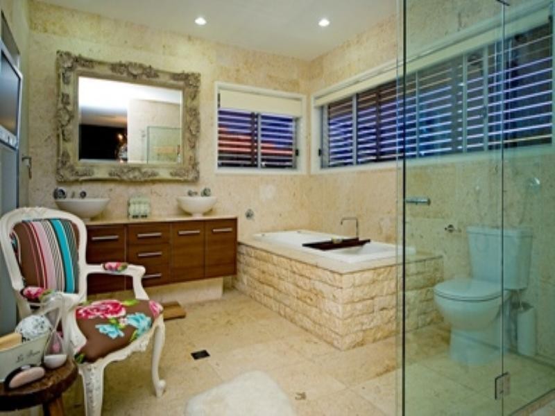 8216 Magnolia Drive West, Hope Island QLD 4212