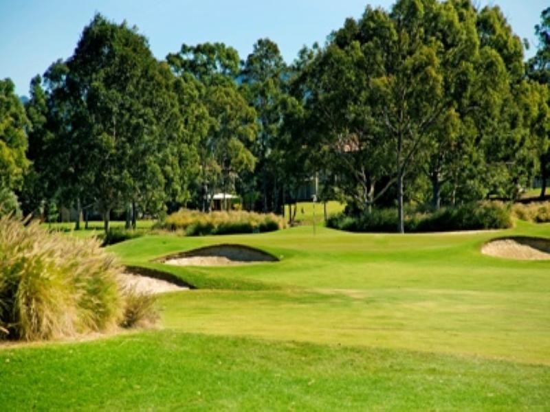 8216 Magnolia Drive West, Hope Island QLD 4212