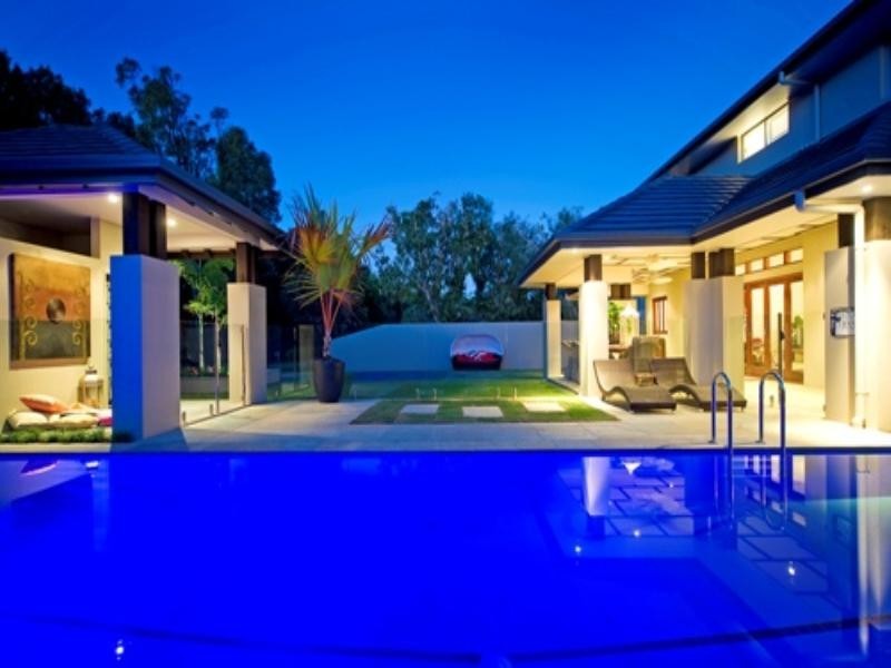 8216 Magnolia Drive West, Hope Island QLD 4212