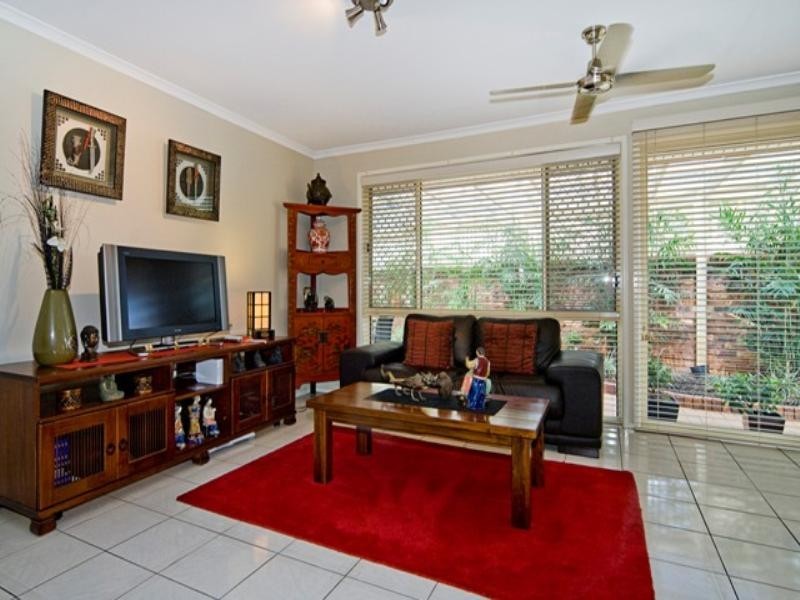 15 Midnight Court, Runaway Bay QLD 4216