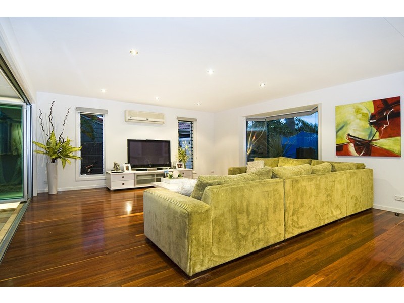11 Magellan Avenue, Hollywell QLD 4216