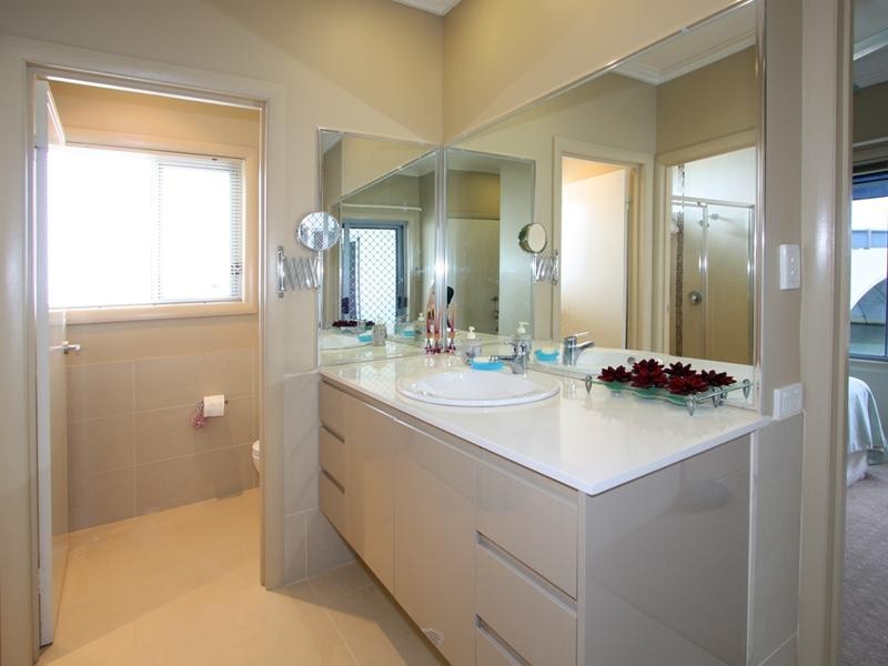 26 East Quay Drive, Biggera Waters QLD 4216