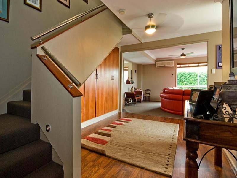 220 Bayview Street, Runaway Bay QLD 4216