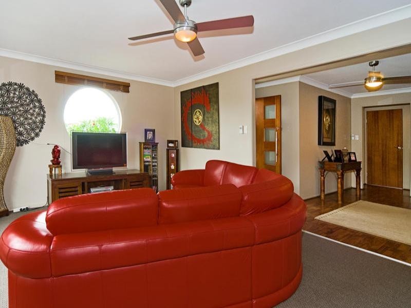 220 Bayview Street, Runaway Bay QLD 4216