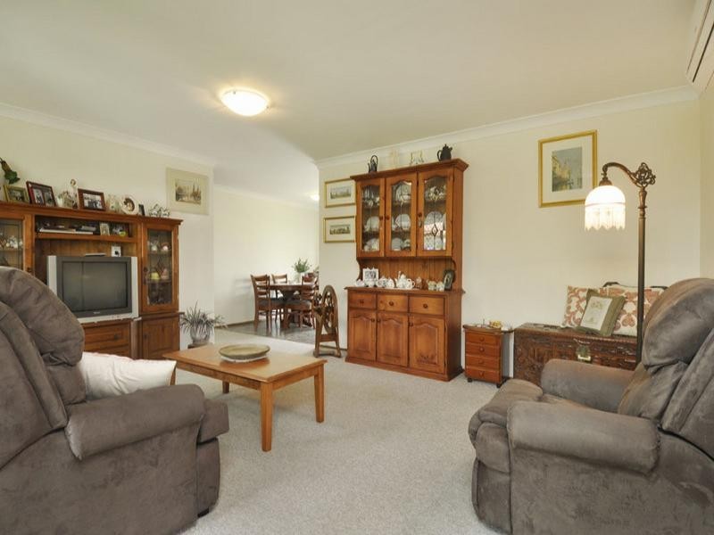 1/9 Burwood Court, Labrador QLD 4215