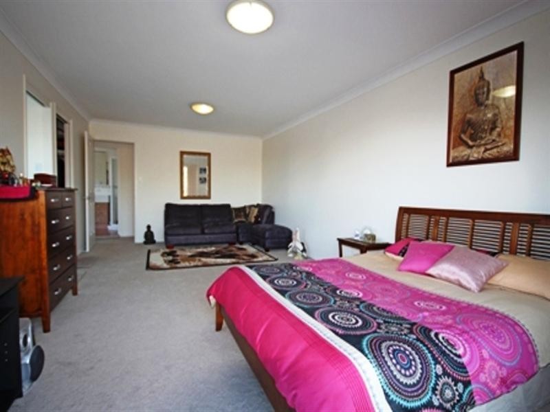 2/7 Perry Place, Biggera Waters QLD 4216