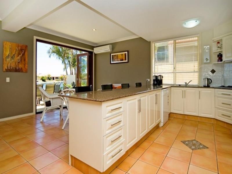16 Prosperity Drive, Helensvale QLD 4212