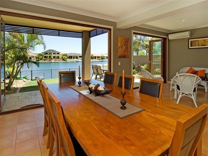 16 Prosperity Drive, Helensvale QLD 4212