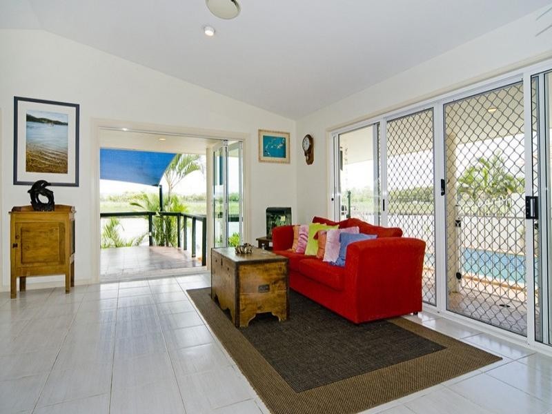 64 Anchorage Way, Runaway Bay QLD 4216