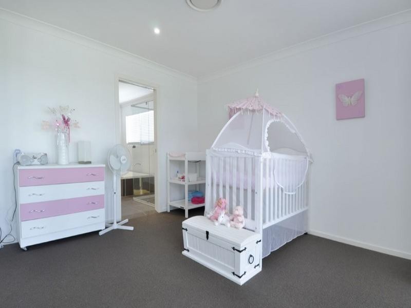 27 Palladium Boulevard, Hope Island QLD 4212