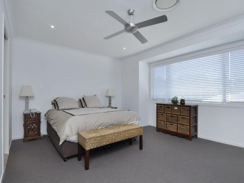 27 Palladium Boulevard, Hope Island QLD 4212