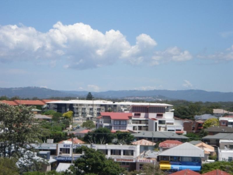 13/114 Marine Parade, Southport QLD 4215