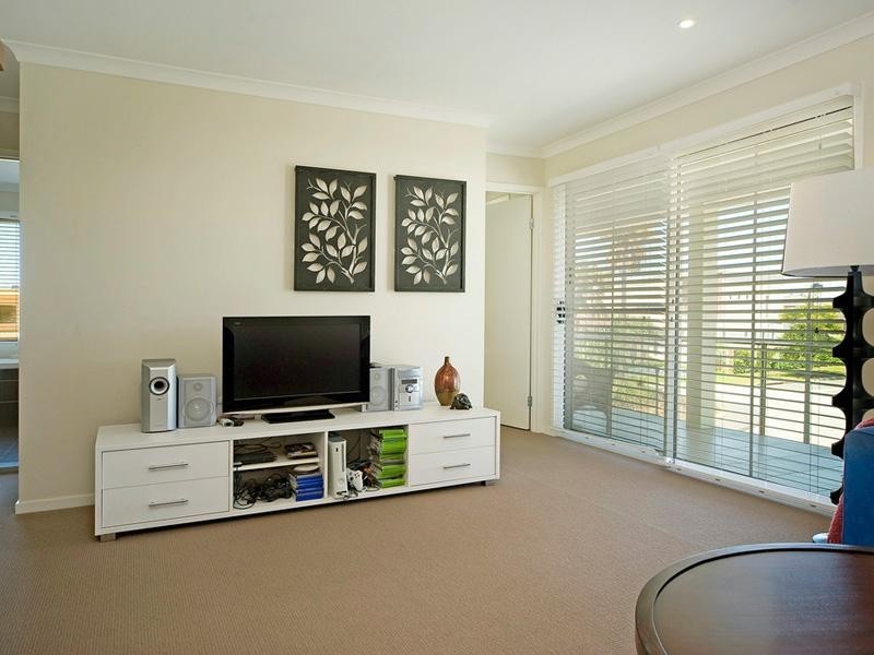 110 Compass Drive, Biggera Waters QLD 4216