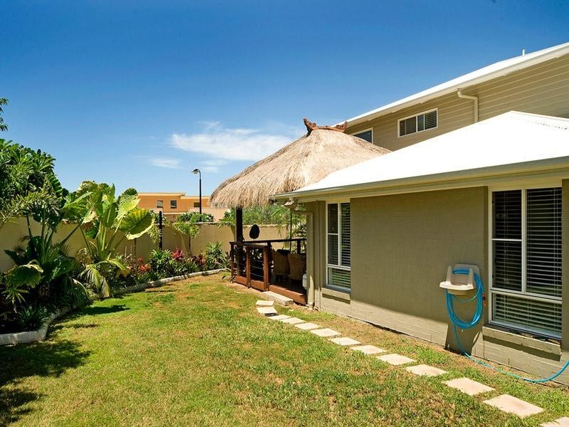 110 Compass Drive, Biggera Waters QLD 4216
