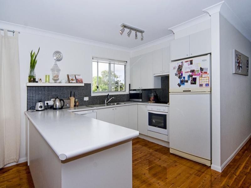 29 Akoonah Street, Hope Island QLD 4212