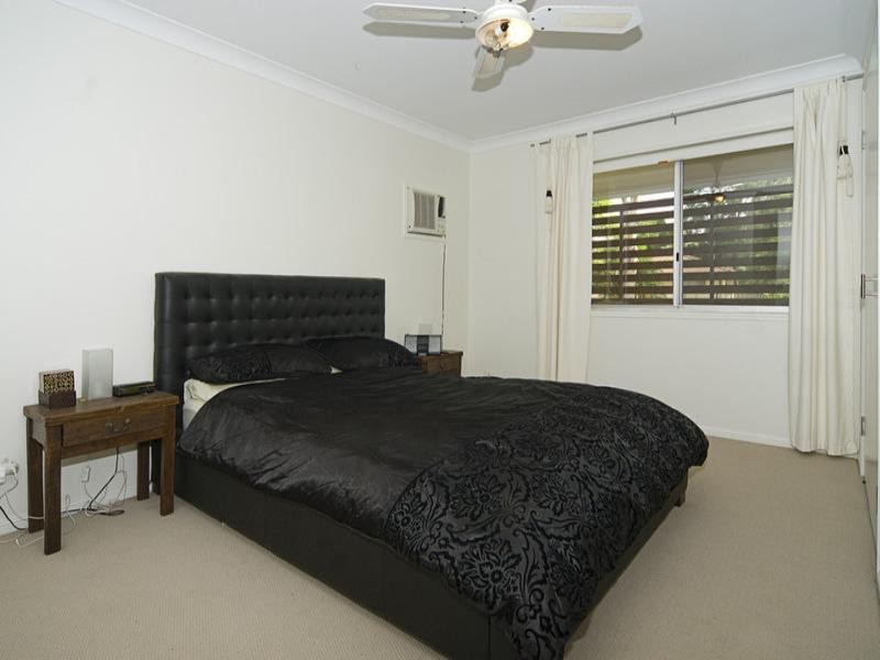 29 Akoonah Street, Hope Island QLD 4212