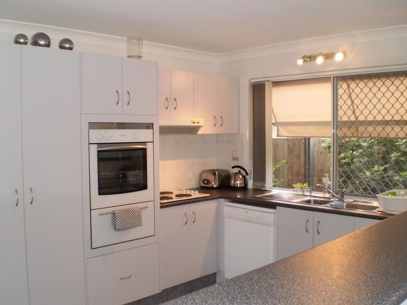 Paradise Point QLD 4216