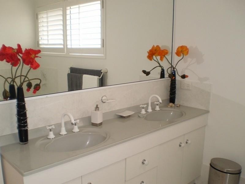 Paradise Point QLD 4216