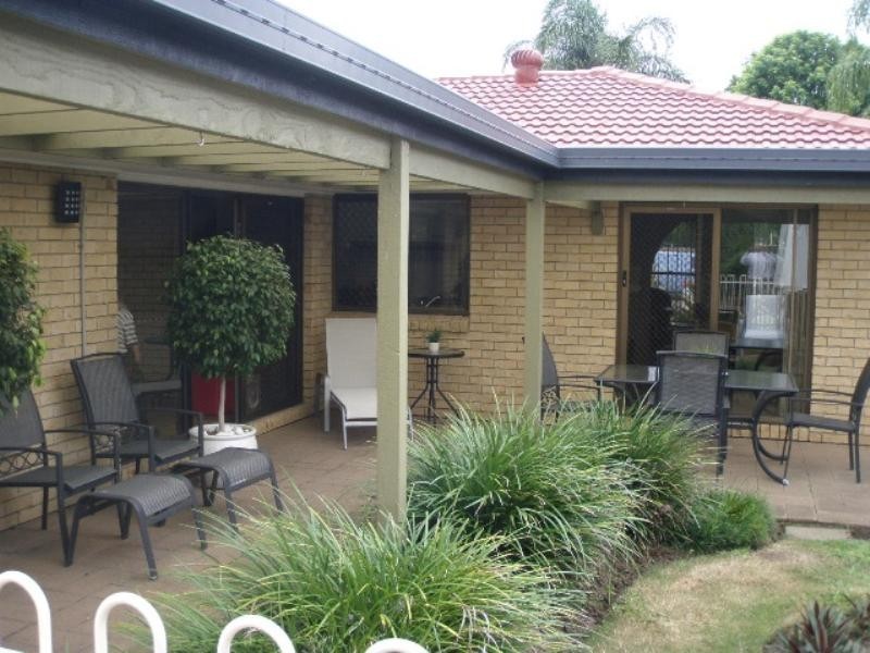 22 Burrendong Road, Coombabah QLD 4216